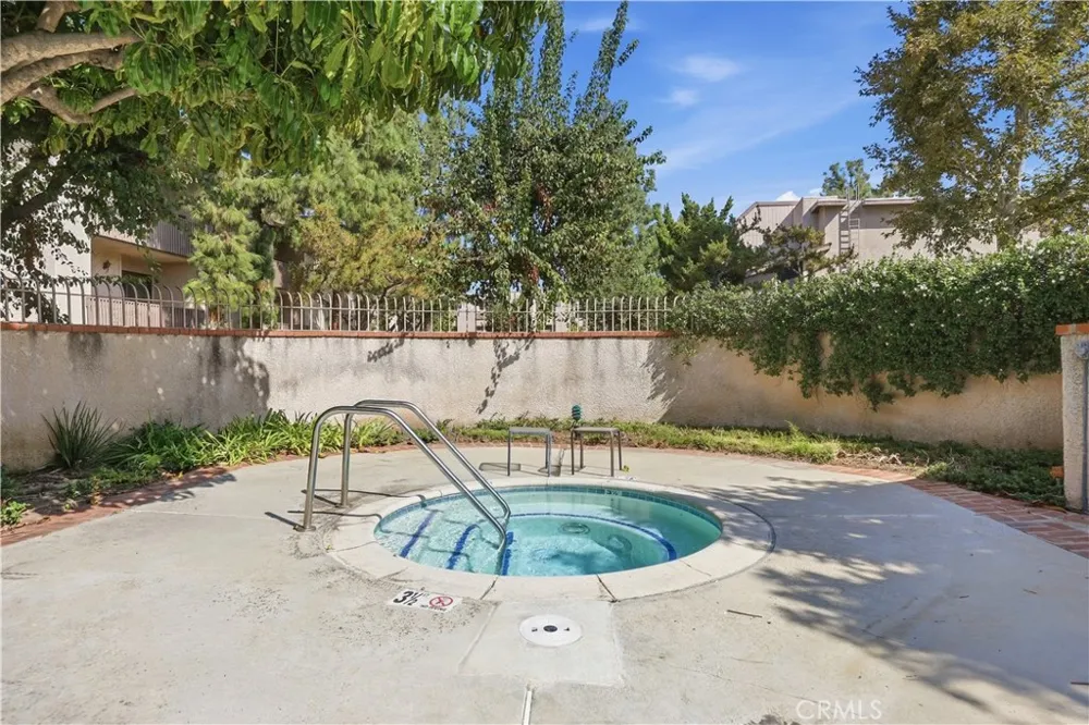 15207 Magnolia Boulevard #119 Sherman Oaks, CA 91403