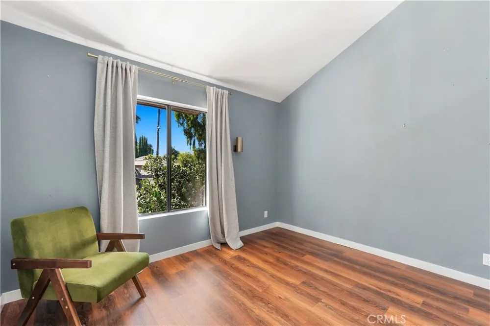 15207 Magnolia Boulevard #119 Sherman Oaks, CA 91403