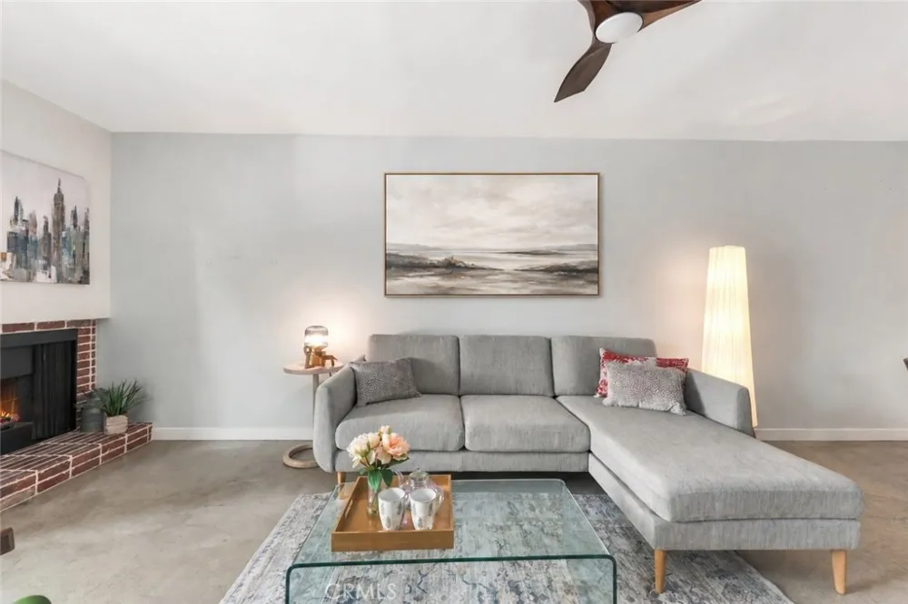 15207 Magnolia Boulevard #119 Sherman Oaks, CA 91403