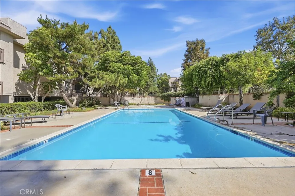 15207 Magnolia Boulevard #119 Sherman Oaks, CA 91403