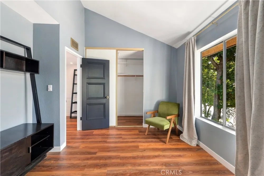 15207 Magnolia Boulevard #119 Sherman Oaks, CA 91403