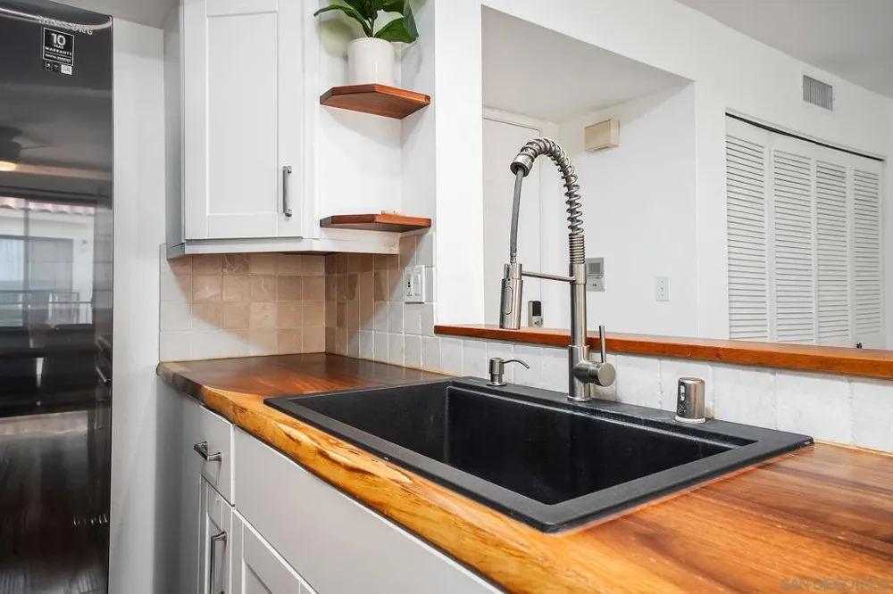 4205 Ohio #304 San Diego, CA 92104