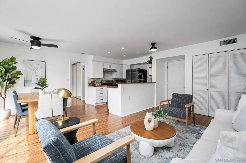 4205 Ohio #304 San Diego, CA 92104