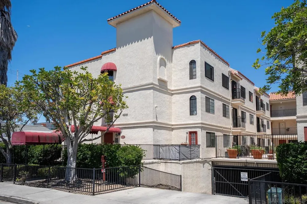 4205 Ohio #304 San Diego, CA 92104
