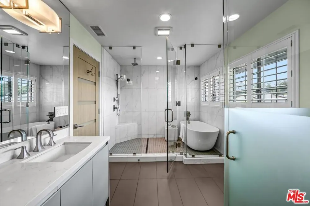 2355 Branden Street Los Angeles, CA 90026