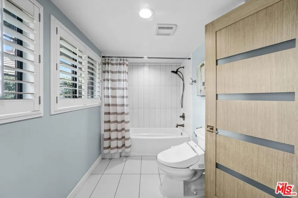 2355 Branden Street Los Angeles, CA 90026
