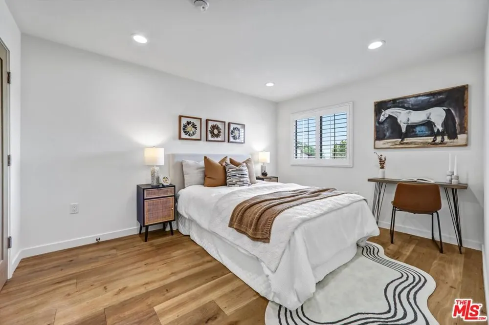 2355 Branden Street Los Angeles, CA 90026
