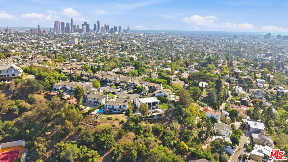 2355 Branden Street Los Angeles, CA 90026