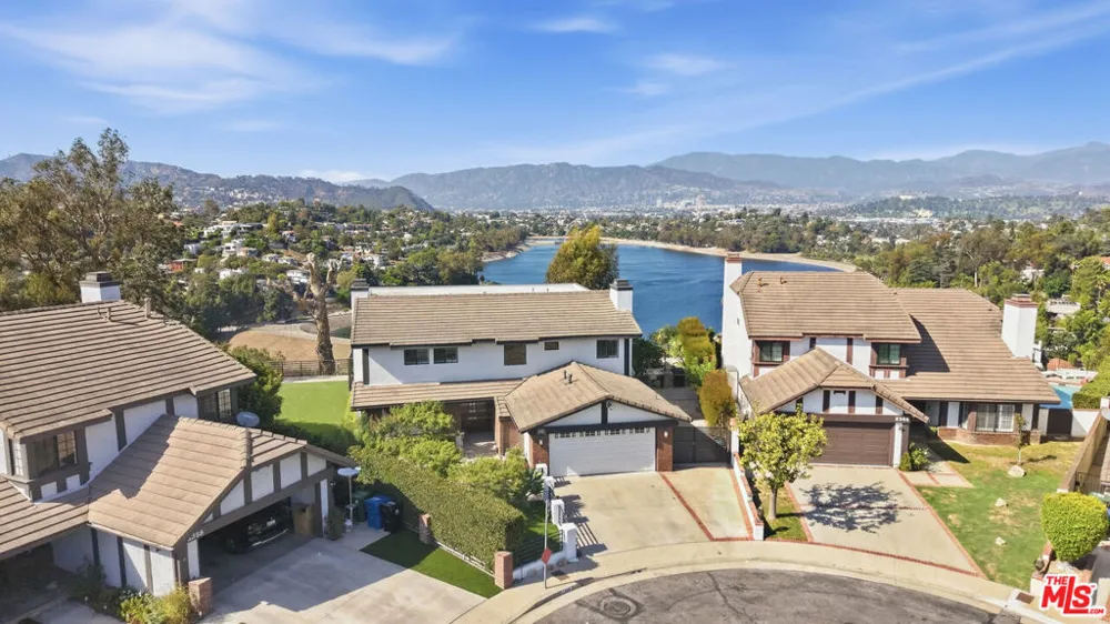 2355 Branden Street Los Angeles, CA 90026