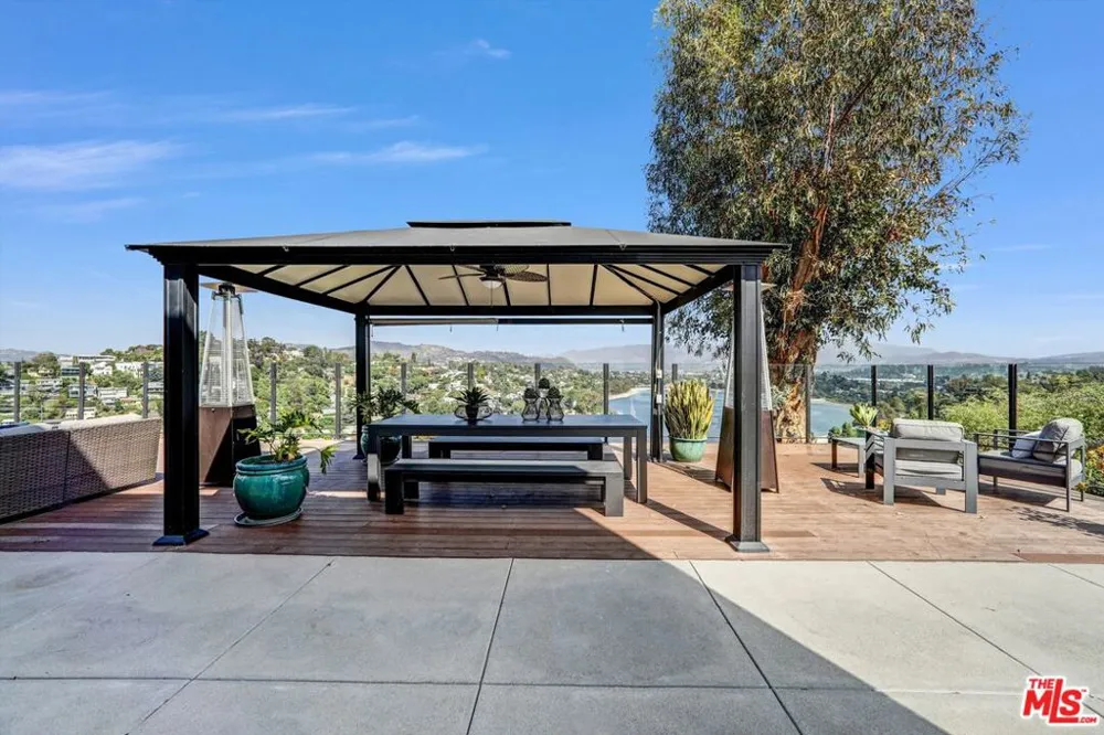 2355 Branden Street Los Angeles, CA 90026