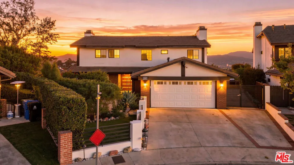 2355 Branden Street Los Angeles, CA 90026