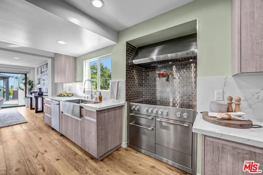 2355 Branden Street Los Angeles, CA 90026