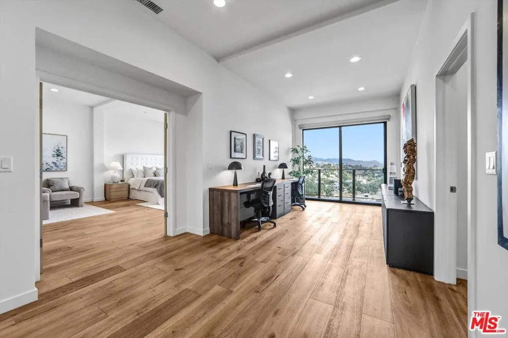 2355 Branden Street Los Angeles, CA 90026
