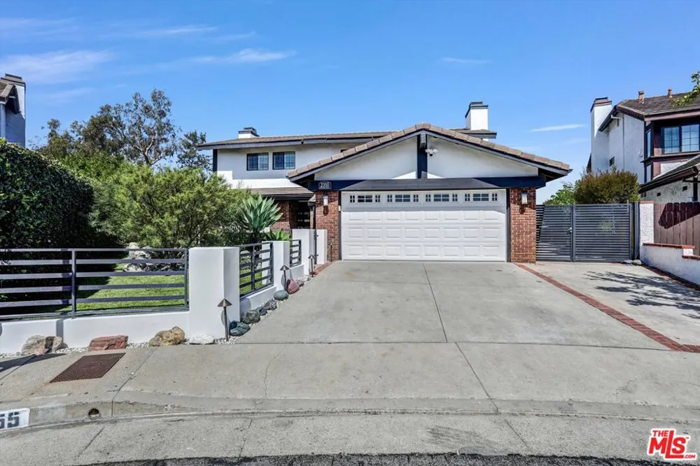 2355 Branden Street Los Angeles, CA 90026