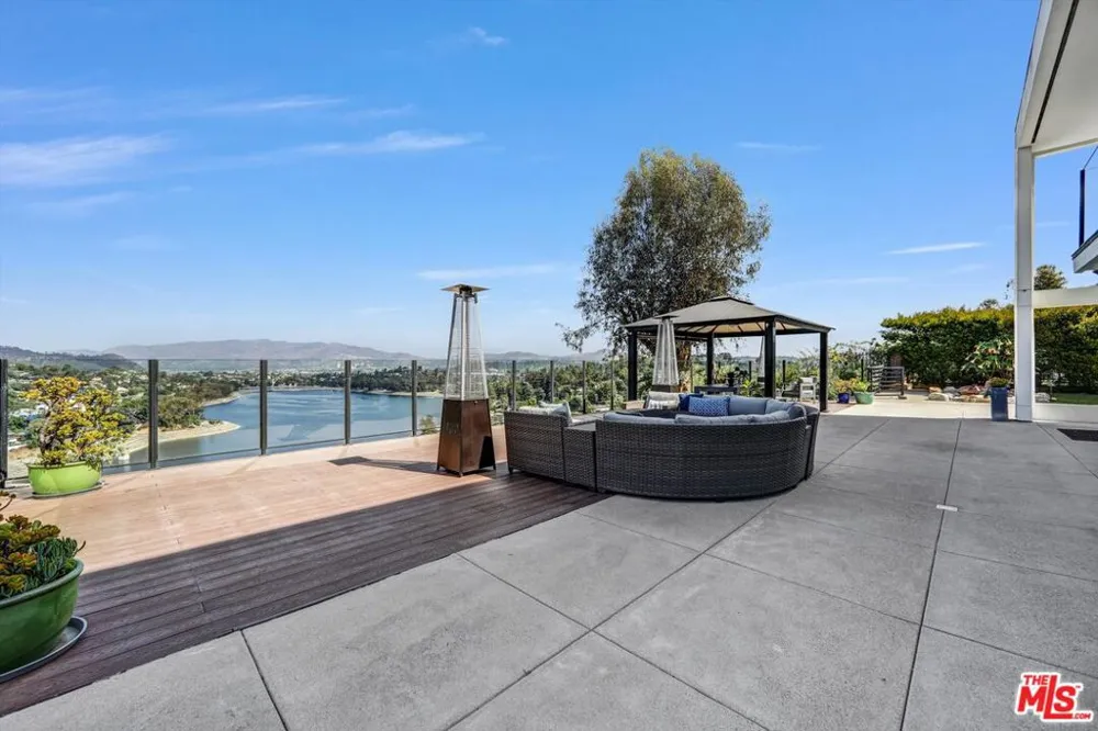 2355 Branden Street Los Angeles, CA 90026