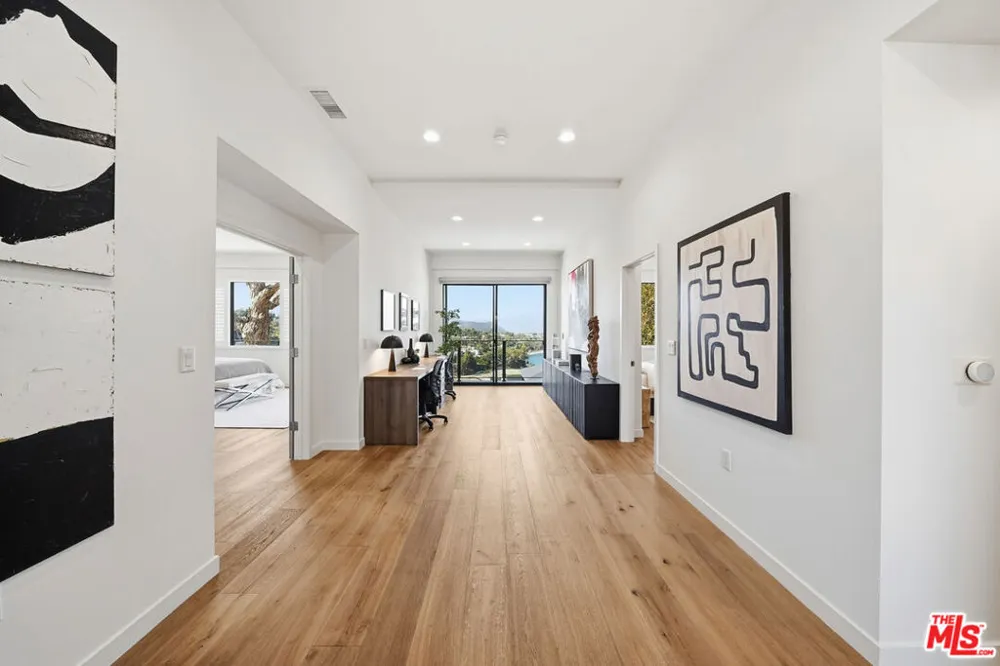 2355 Branden Street Los Angeles, CA 90026