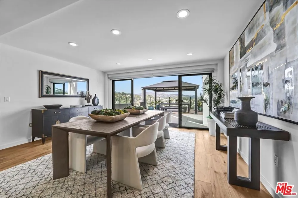 2355 Branden Street Los Angeles, CA 90026