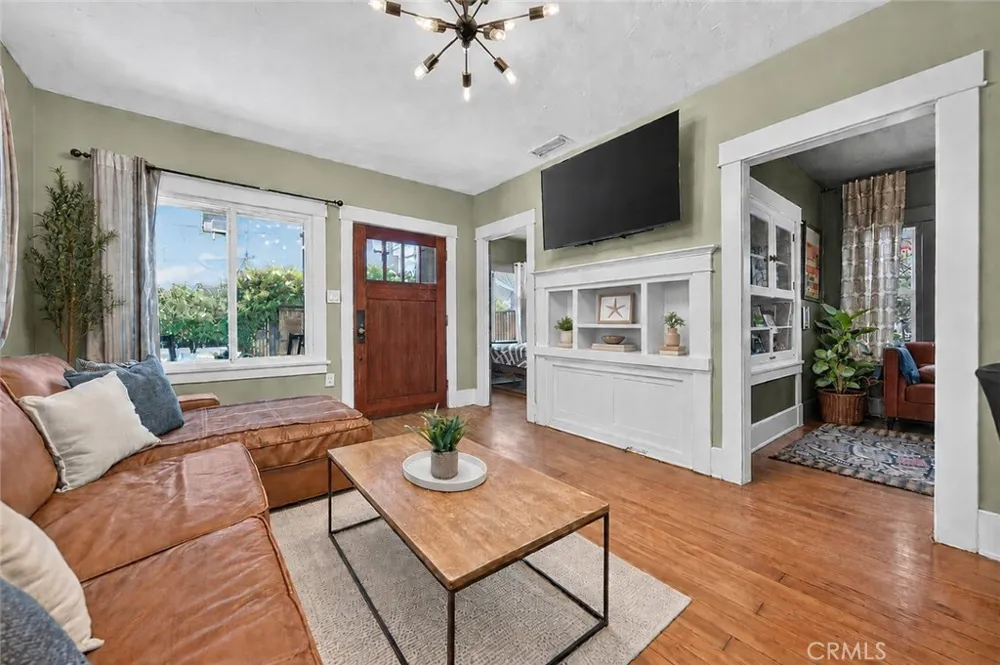 523 Olive Long Beach, CA 90802