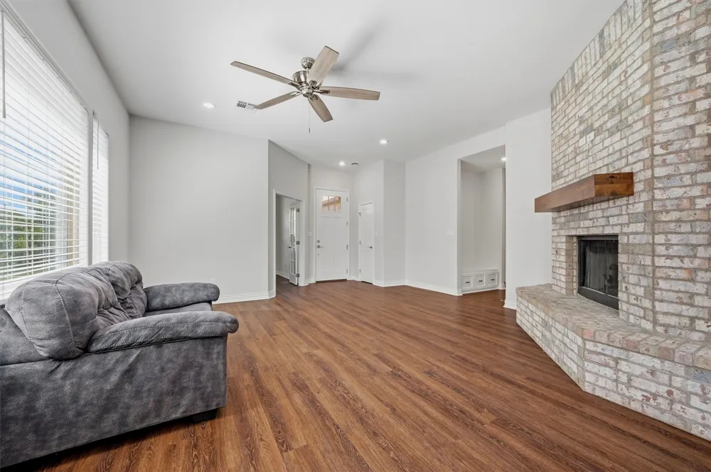 3820 Iron Ore Drive Denison, TX 75020