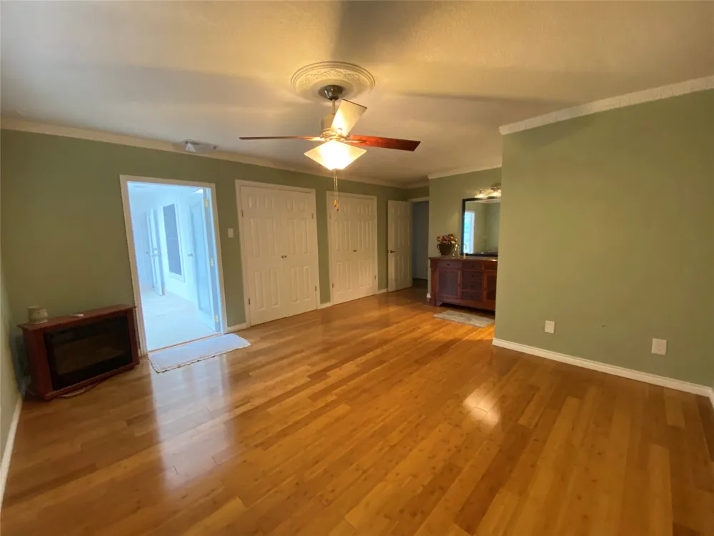 1608 University Drive Richardson, TX 75081