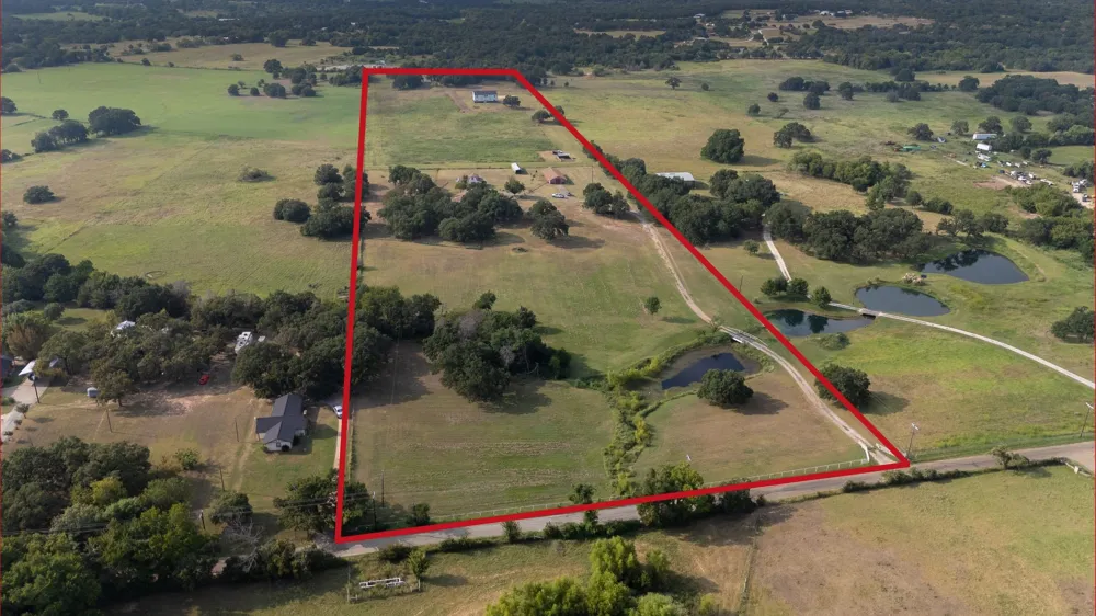 4425 County Road 711 Cleburne, TX 76031