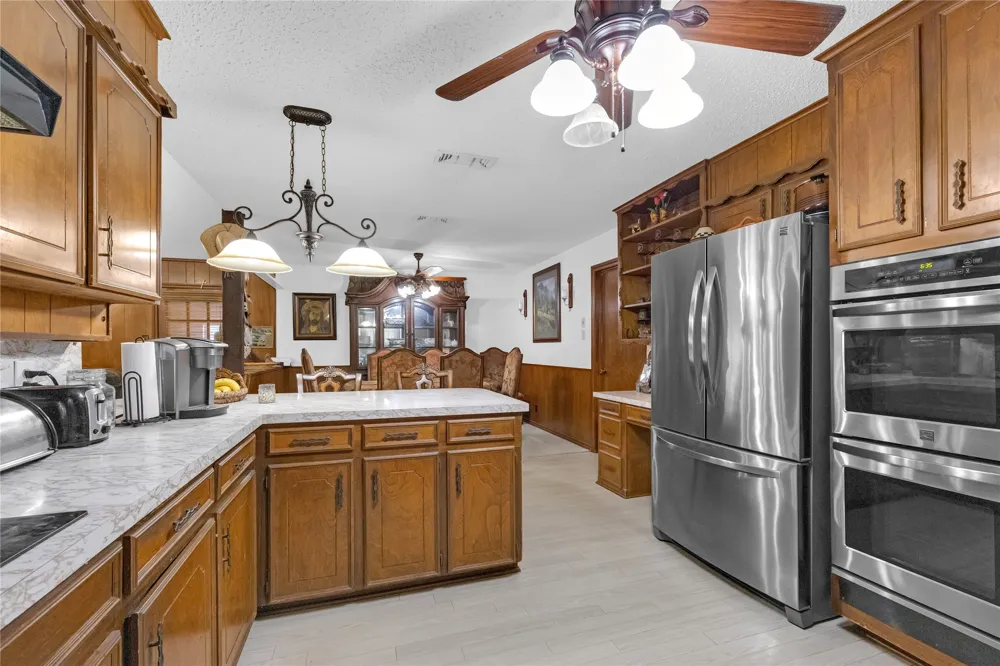 4425 County Road 711 Cleburne, TX 76031