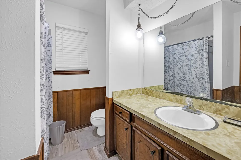 4425 County Road 711 Cleburne, TX 76031