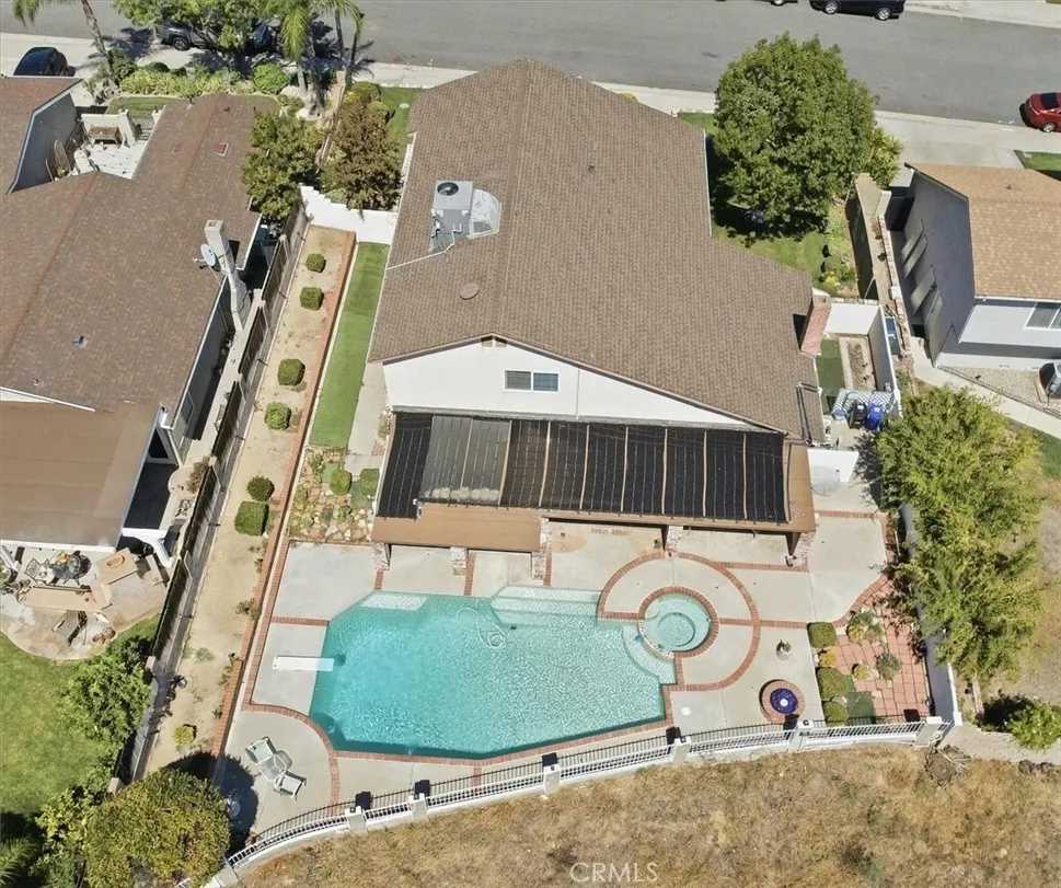 23134 La Granja Valencia, CA 91354