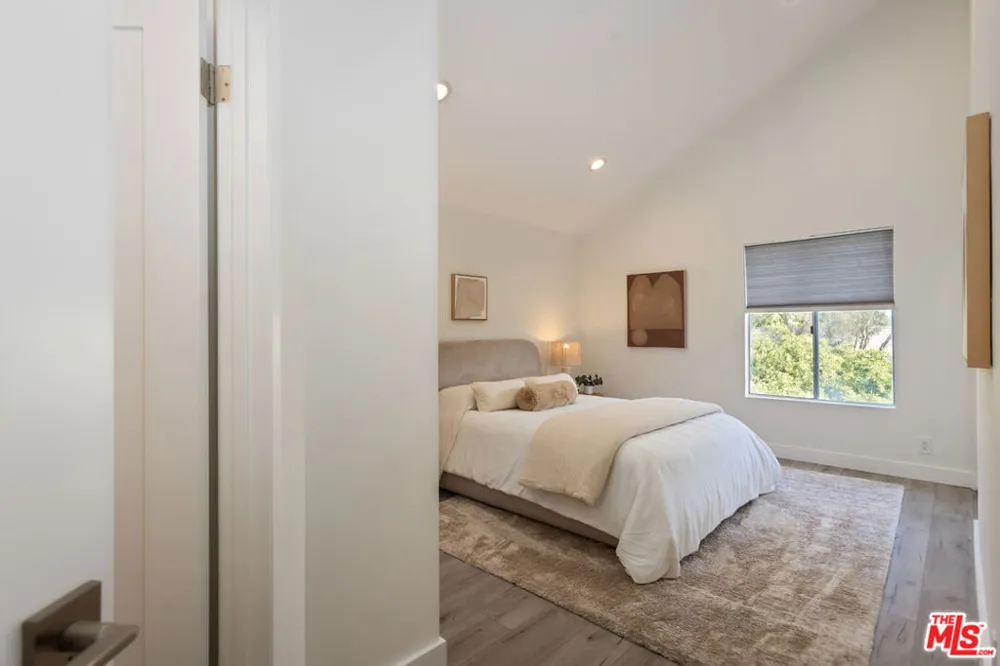 11701 Texas Avenue #308 Los Angeles, CA 90025