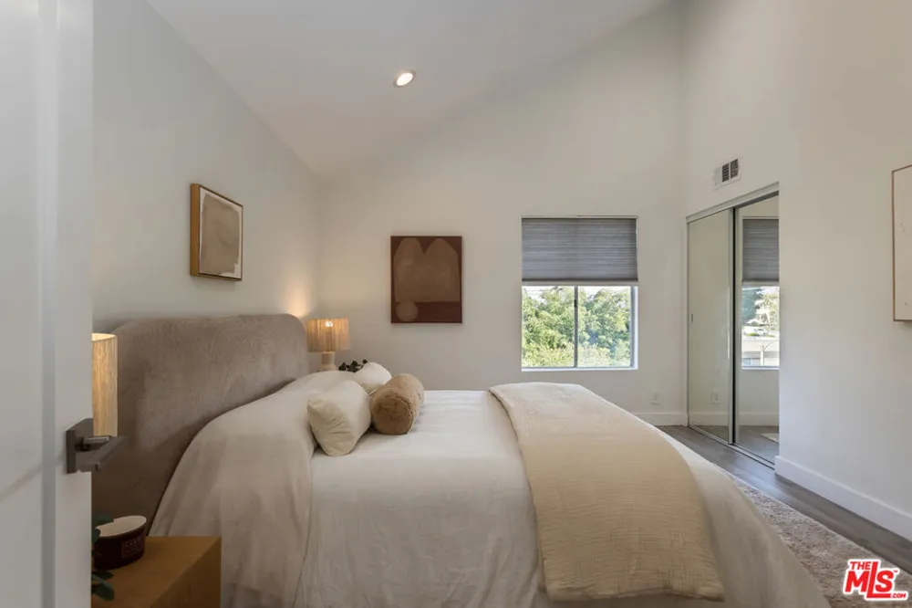 11701 Texas Avenue #308 Los Angeles, CA 90025