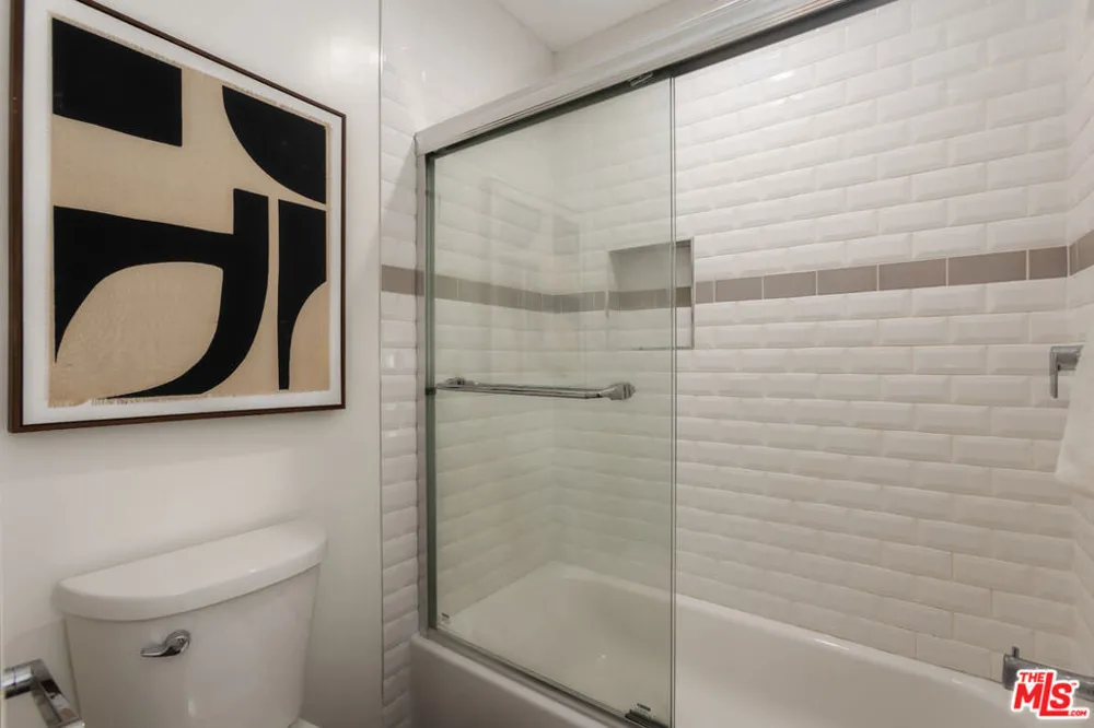 11701 Texas Avenue #308 Los Angeles, CA 90025