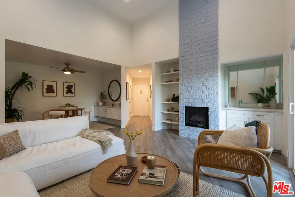 11701 Texas Avenue #308 Los Angeles, CA 90025