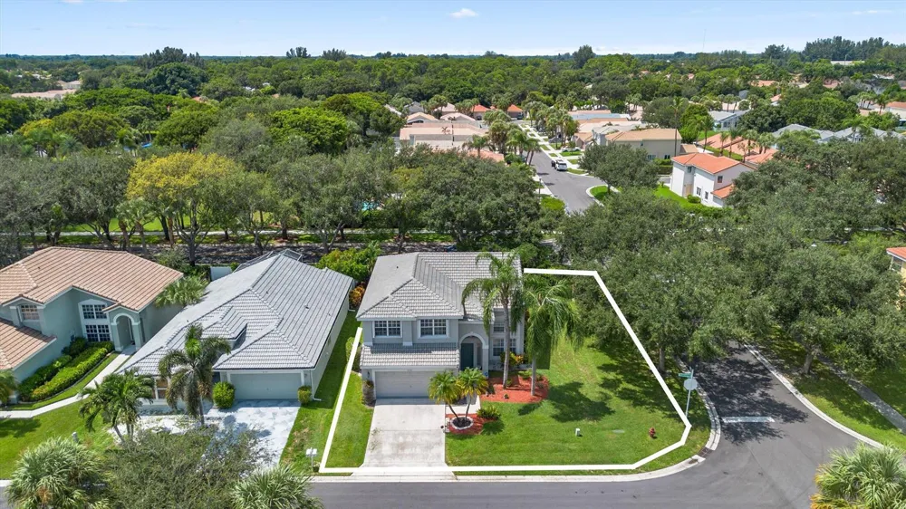8156 Mystic Harbor Circle Boynton Beach, FL 33436