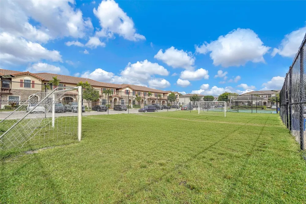 9255 W 33rd Ln #9255 Hialeah, FL 33018