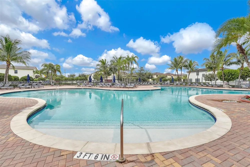 9255 W 33rd Ln #9255 Hialeah, FL 33018