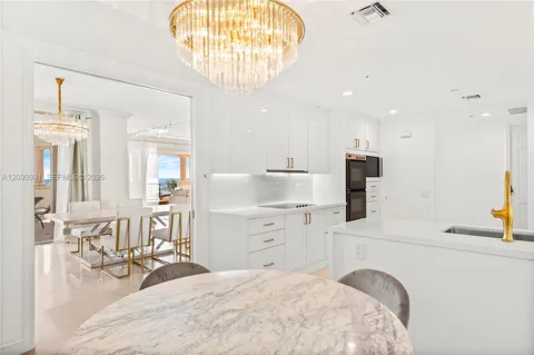 7642 Fisher Island Dr #7642