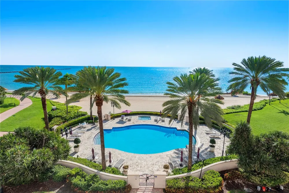 7642 Fisher Island Dr #7642 Miami Beach, FL 33109