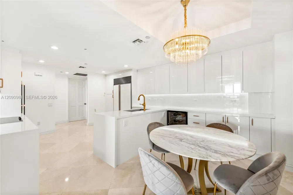 7642 Fisher Island Dr #7642 Miami Beach, FL 33109