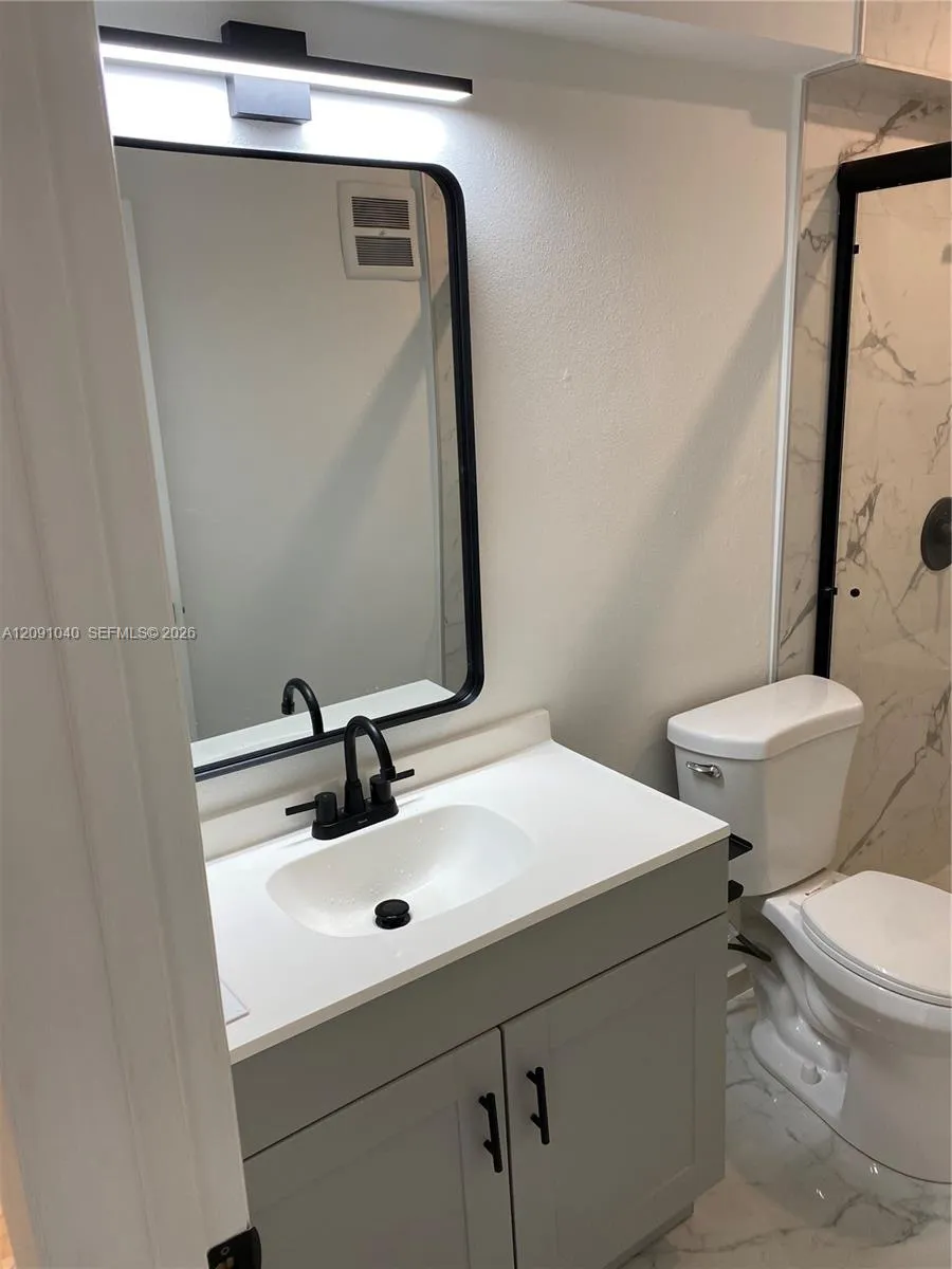 3550 NW 8th Ave #616 Pompano Beach, FL 33064