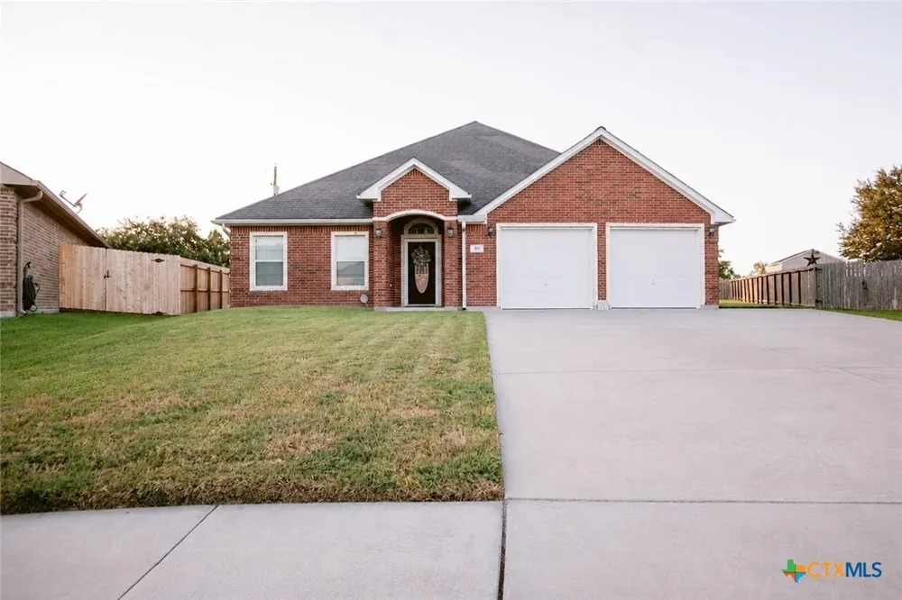 511 Mason Circle Victoria, TX 77904