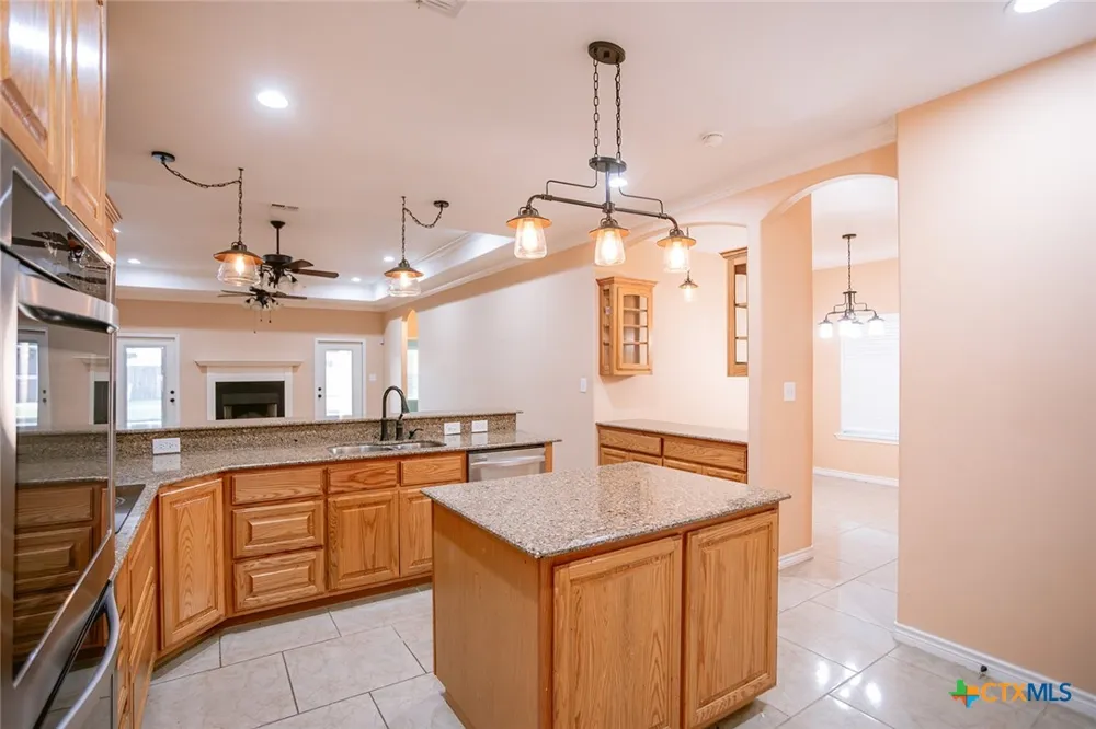 511 Mason Circle Victoria, TX 77904