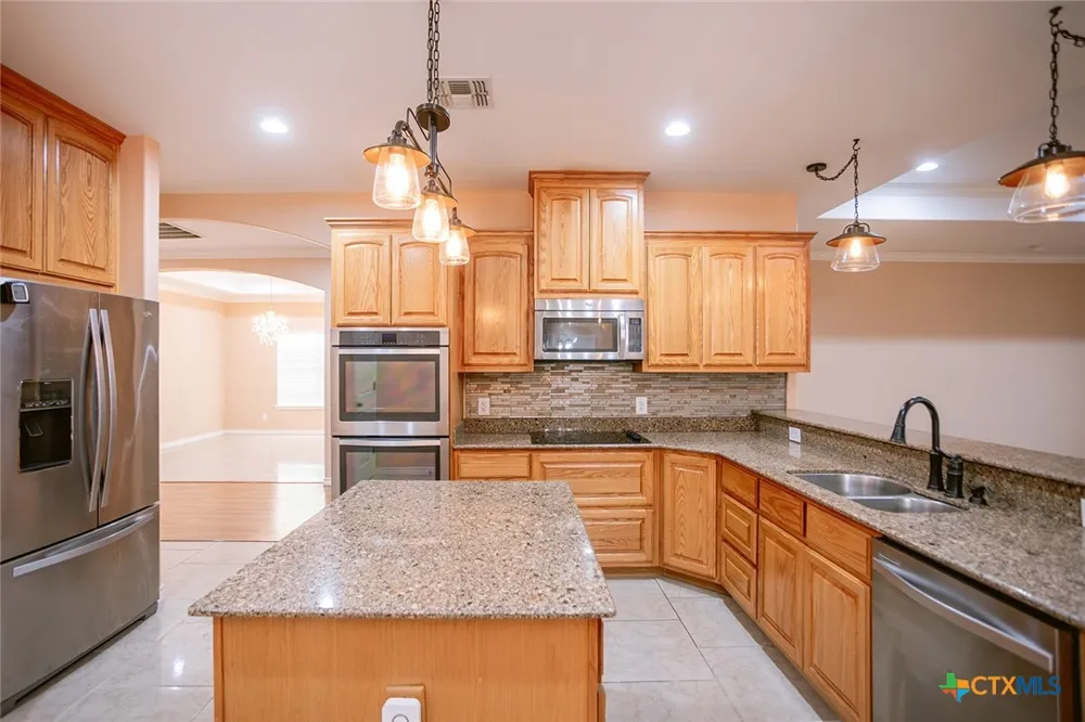 511 Mason Circle Victoria, TX 77904