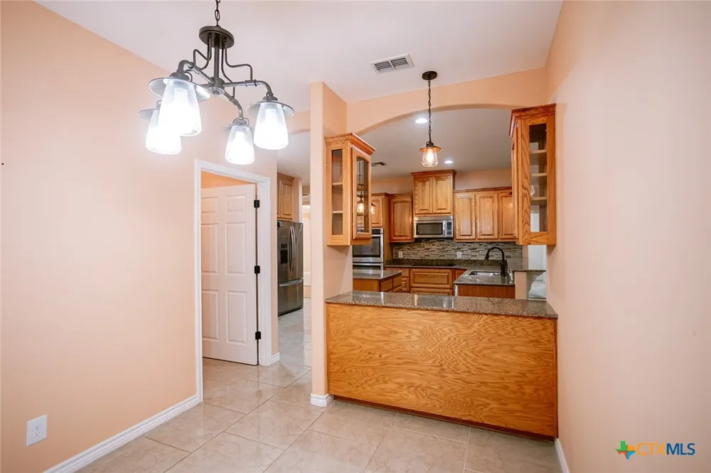 511 Mason Circle Victoria, TX 77904