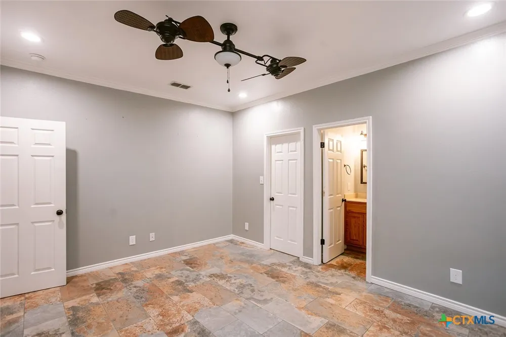 511 Mason Circle Victoria, TX 77904