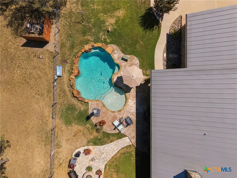 1550 CR 119 Burnet, TX 78611