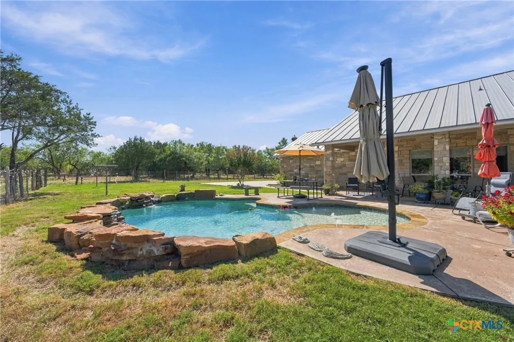 1550 CR 119 Burnet, TX 78611