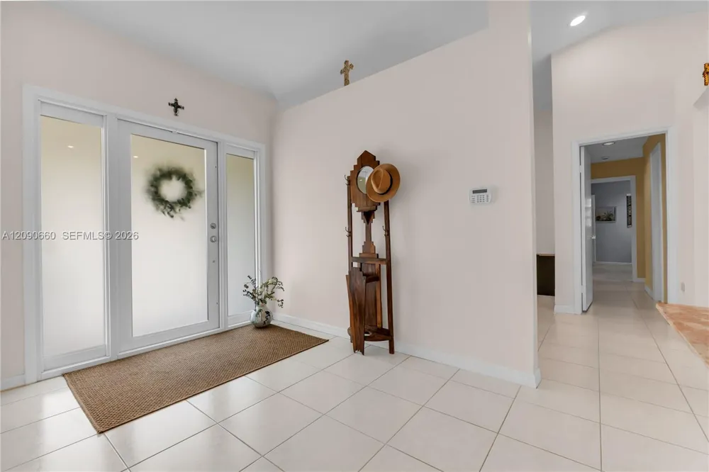 7915 SW 155th St Palmetto Bay, FL 33157