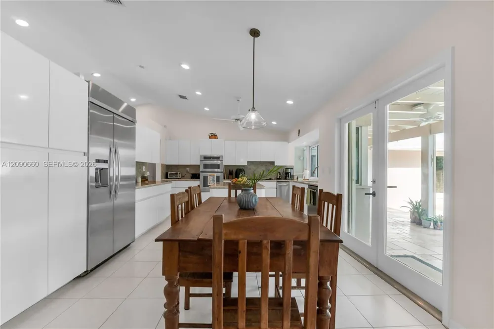 7915 SW 155th St Palmetto Bay, FL 33157