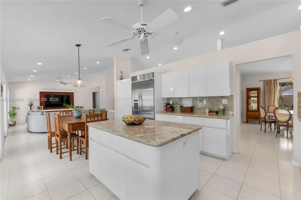 7915 SW 155th St Palmetto Bay, FL 33157