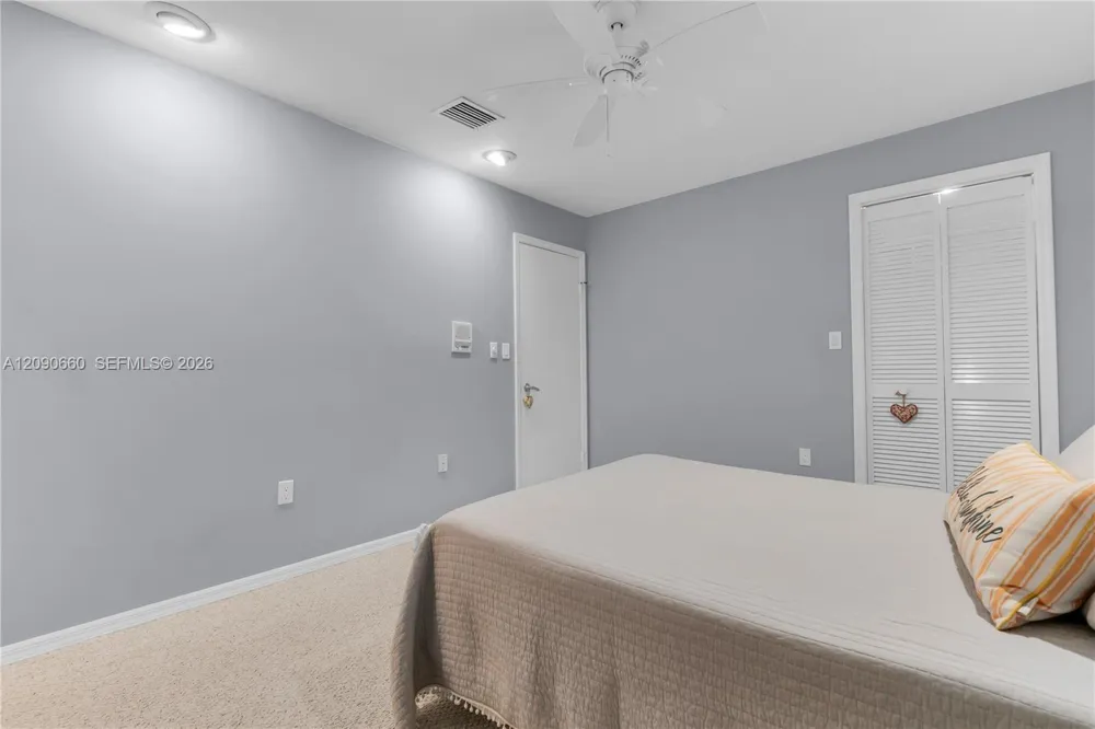 7915 SW 155th St Palmetto Bay, FL 33157